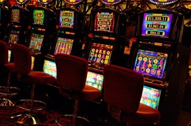 Live table loading on tuak88 tuak88 mobile app showing live dealer table loading